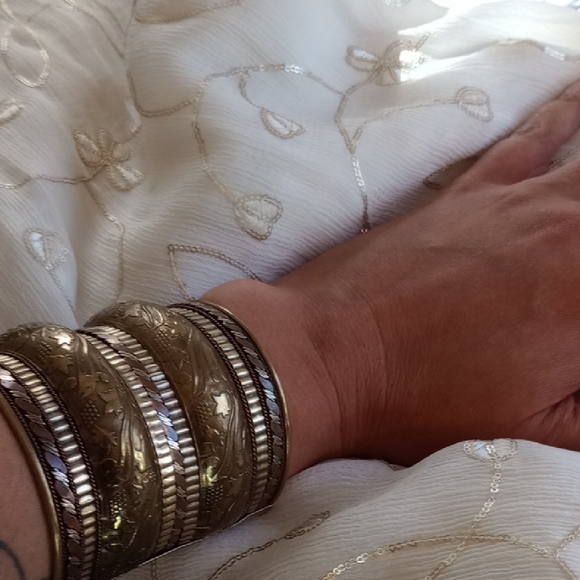 Engraved Cuff Bracelet. Brass Copper Mixed Metal. Vintage Boho India. - Picture 8 of 8
